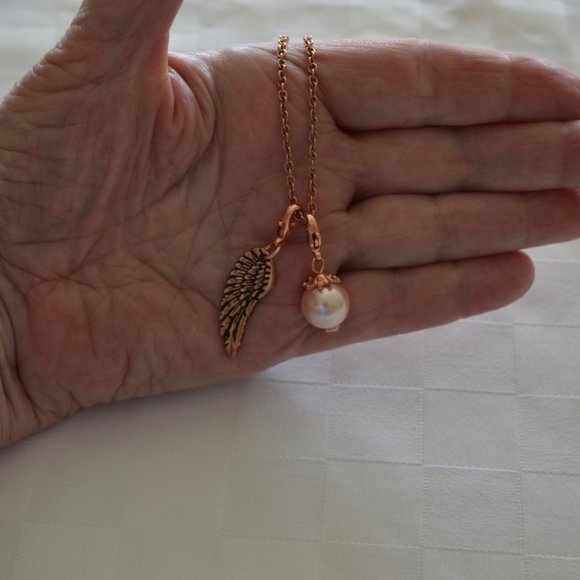 South Hill Designs Rose-gold-Tone Necklace with Angel Wing & Pearl Charms - Picture 3 of 9